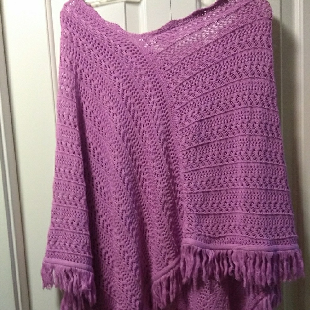 Poncho very pretty